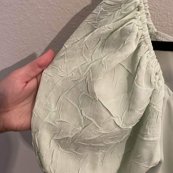 Medium TRUE wrap mint cropped blouse for going out 💃 - Picture 4 of 6